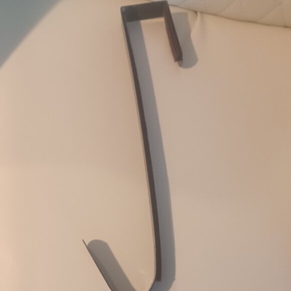 Padded Protected Over the Black Door Hook Hanging Wreaths / Pics - Picture 1 of 2